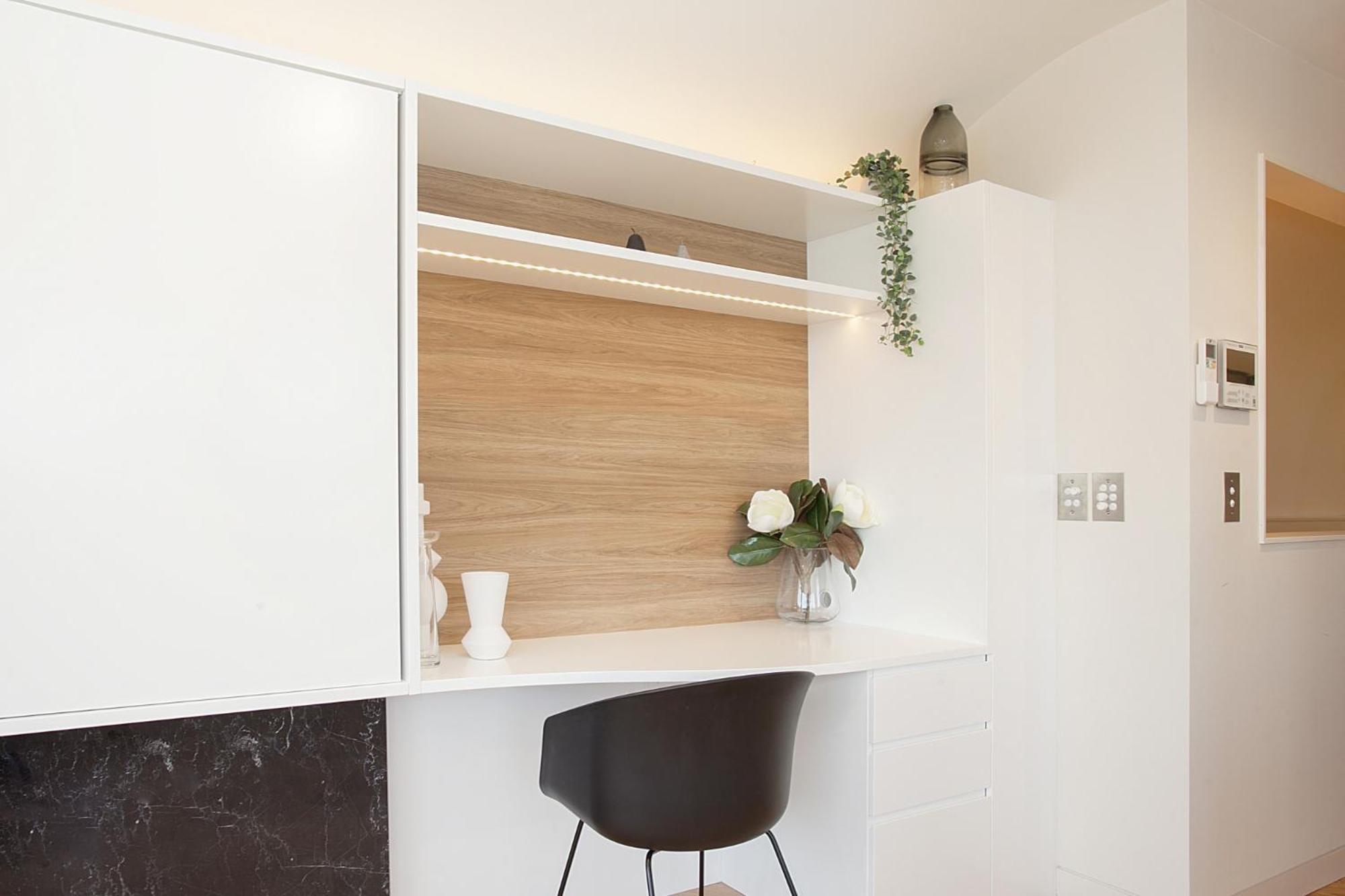 Perfect Located 2-bed With Spacious Balcony & Bbq *